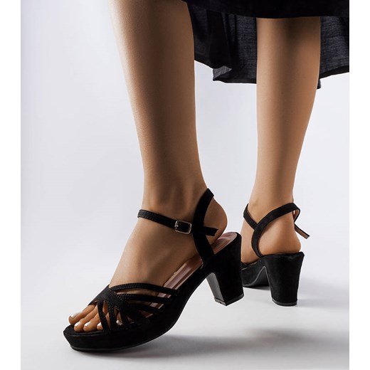 Sandały damskie z klamrą zamszowe eleganckie na słupku na średnim obcasie 