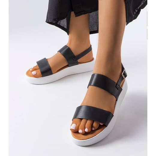 Czarne sandały na platformie Isaac ze sklepu gemre w kategorii Klapki damskie - zdjęcie 157577419