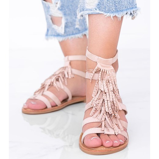Beżowe sandały ozdobione frędzelkami Noronha ze sklepu gemre w kategorii Sandały damskie - zdjęcie 157583476