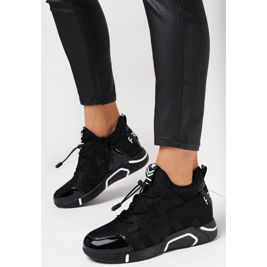 Czarne lakierowane Sneakersy Olarle 41 wyprzedaż born2be.pl
