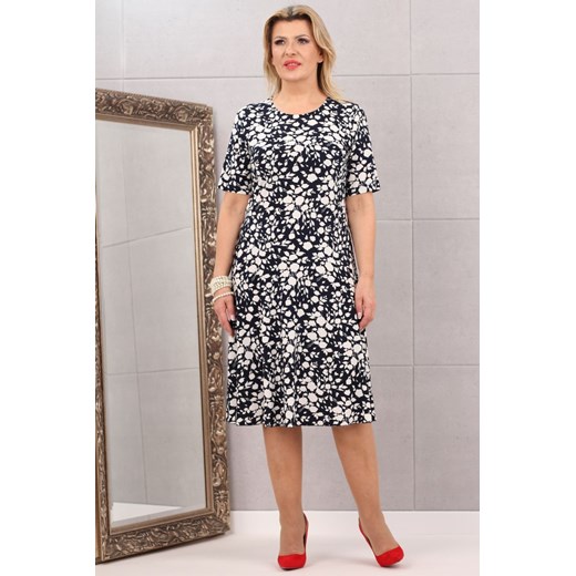Kobieca wizytowa sukienka midi granatowa w białe kwiaty - 52 Femimoda 46 femimoda.pl