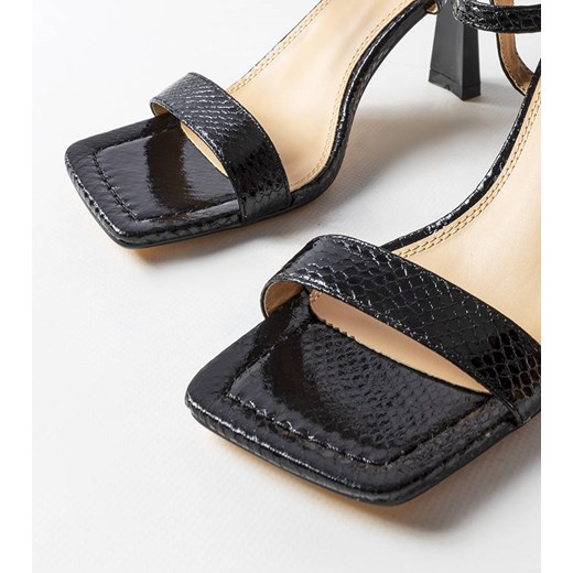 Czarne sandały na szpilce Amalia ze sklepu gemre w kategorii Sandały damskie - zdjęcie 157643238