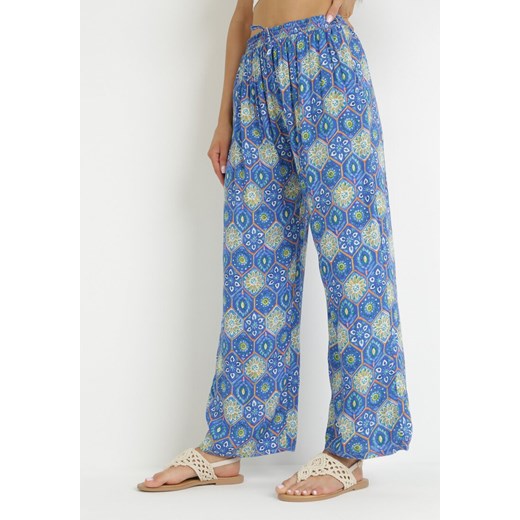 Niebieskie Wzorzyste Spodnie z Gumką w Pasie i Szerokimi Nogawkami Fannase ze sklepu Born2be Odzież w kategorii Spodnie damskie - zdjęcie 158045017