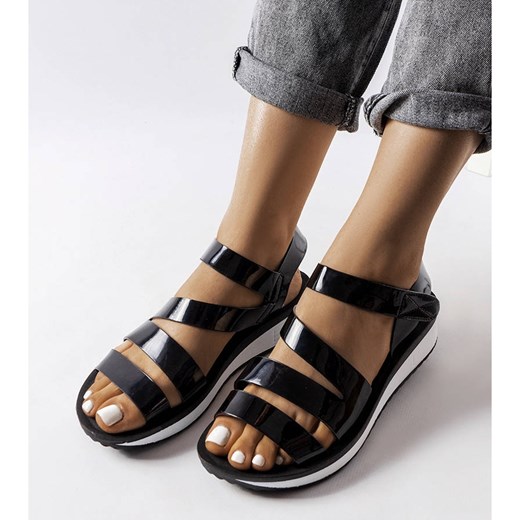 Sandały damskie na lato z tworzywa sztucznego z klamrą casual na platformie 
