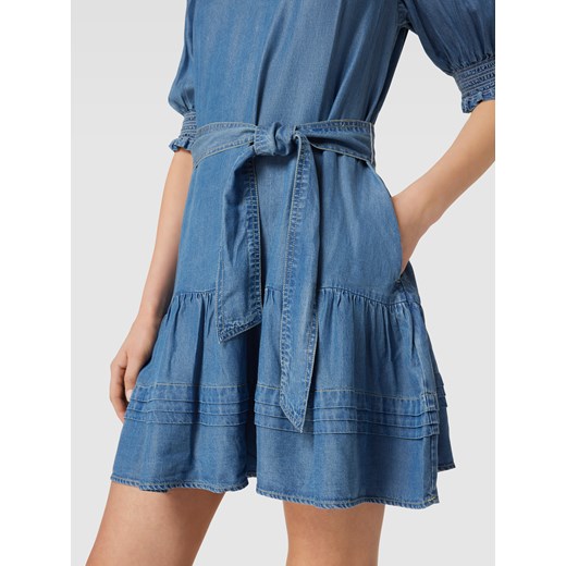 Sukienka Jeansowa Z Lyocellu Wi zanym Paskiem Model JESOLA Peek sukienka-jeansowa-z-lyocellu-wi-zanym-paskiem-model-jesola-peek