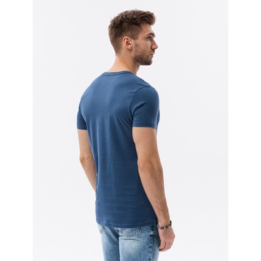 Klasyczna męska koszulka z dekoltem w serek BASIC - ciemnoniebieski V13 S1369 XL ombre
