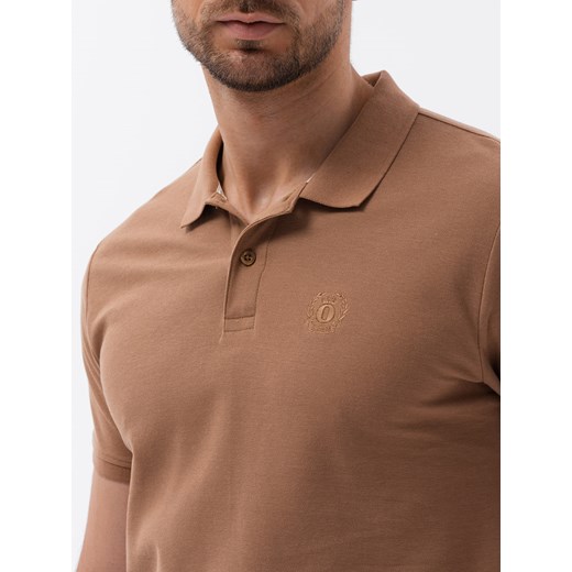 Koszulka męska polo z dzianiny pique - jasnobrązowy V23 S1374 ze sklepu ombre w kategorii T-shirty męskie - zdjęcie 159006606