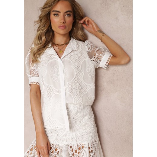Biała Zapinana Koszula Ażurowa z Kołnierzem Sadina ze sklepu Renee odzież w kategorii Koszule damskie - zdjęcie 159089555