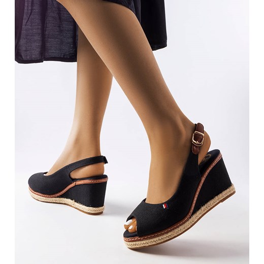 Czarne sandały damskie Gemre z tkaniny 