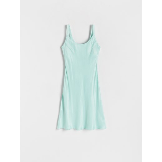 Sukienka Reserved prosta z okrągłym dekoltem casual 