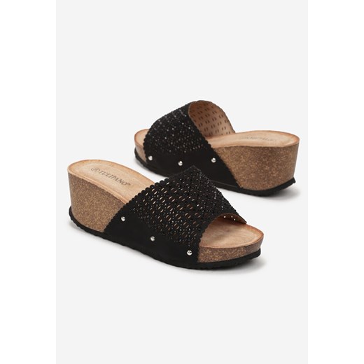Czarne Klapki na Korkowym Koturnie z Ażurowym Paskiem z Cyrkoniami Kieline 36 wyprzedaż born2be.pl