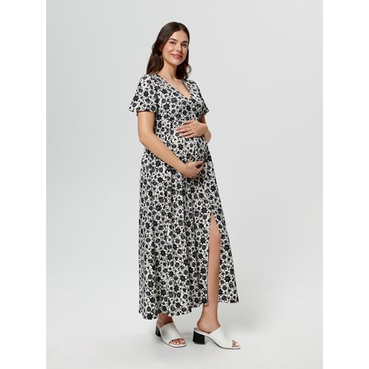 Sukienka ciążowa Sinsay w abstrakcyjne wzory 