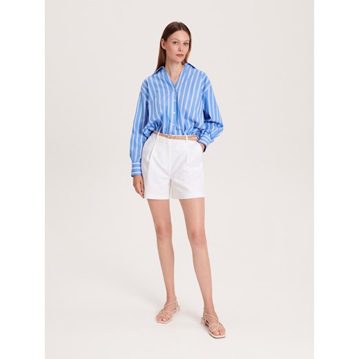 Reserved - Szorty z paskiem z imitacji skóry - biały ze sklepu Reserved w kategorii Szorty - zdjęcie 159437127