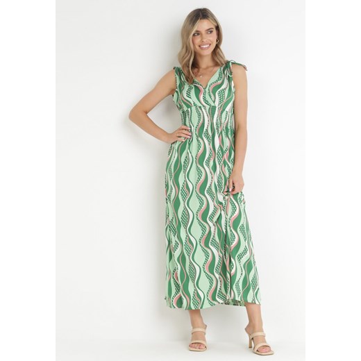 Zielona Wzorzysta Sukienka Maxi z Gumkami w Talii i Kopertowym Dekoltem z Wiskozy Cartier ze sklepu Born2be Odzież w kategorii Sukienki - zdjęcie 160050365