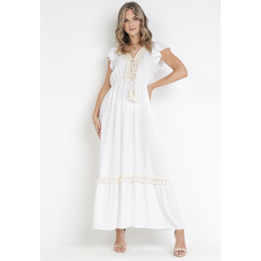 Biała Rozkloszowana Sukienka Maxi z Wiskozy i Wiązaniem przy Dekolcie Venali ze sklepu Born2be Odzież w kategorii Sukienki - zdjęcie 160315159