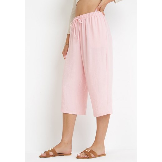 Różowe Szerokie Spodnie 3/4 z Gumką w Pasie i Wsuwanymi Kieszeniami Slaina ze sklepu Born2be Odzież w kategorii Spodnie damskie - zdjęcie 160317456