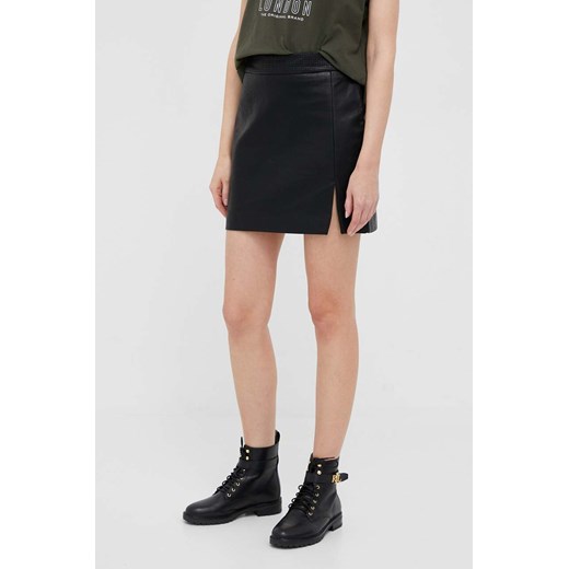 Pepe Jeans spódnica Maar kolor czarny mini prosta ze sklepu ANSWEAR.com w kategorii Spódnice - zdjęcie 160325408