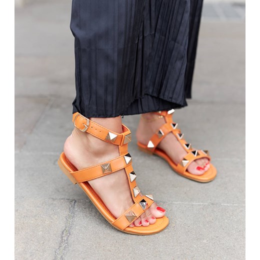 Pomarańczowe sandały z ćwiekami Ignazio ze sklepu gemre w kategorii Sandały damskie - zdjęcie 160422656