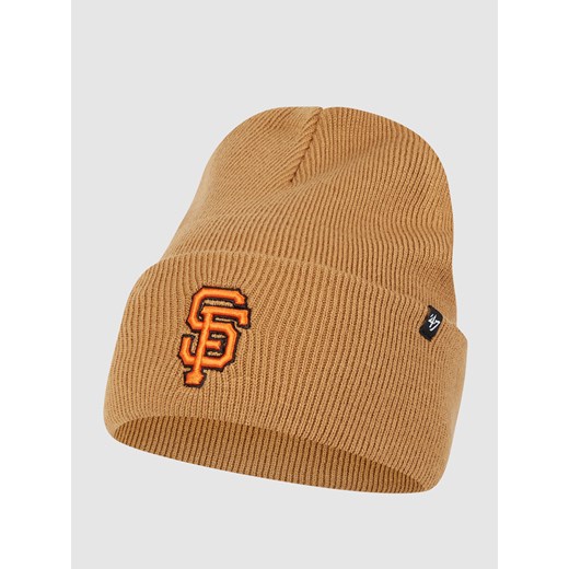 Czapka zimowa damska z haftami 