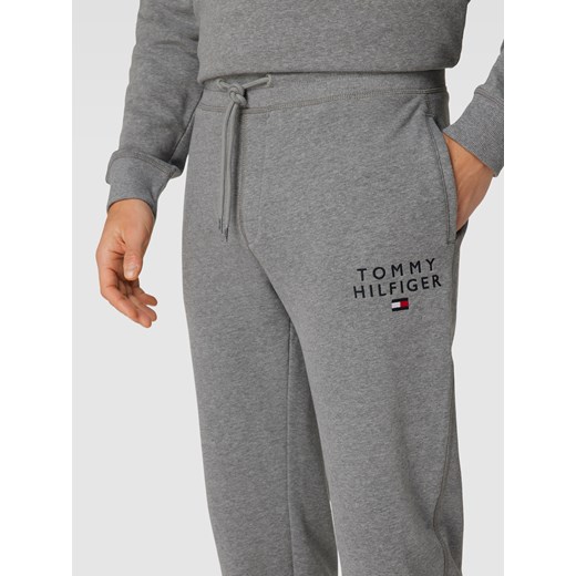 Spodnie dresowe z wyhaftowanym logo Tommy Hilfiger XL Peek&Cloppenburg 