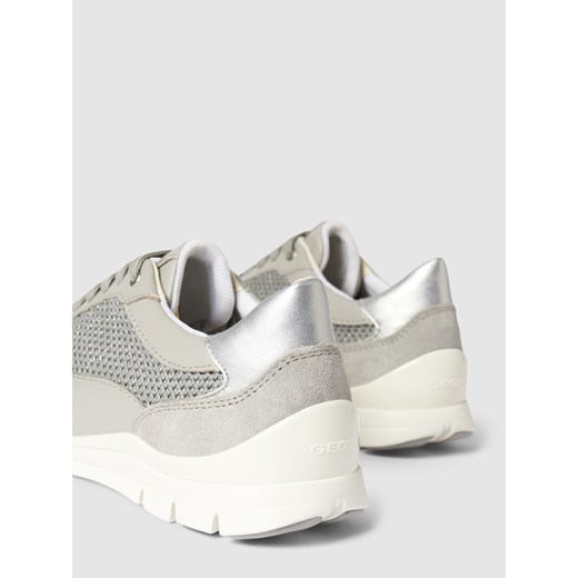 Buty sportowe damskie Geox sneakersy na wiosnę sznurowane
