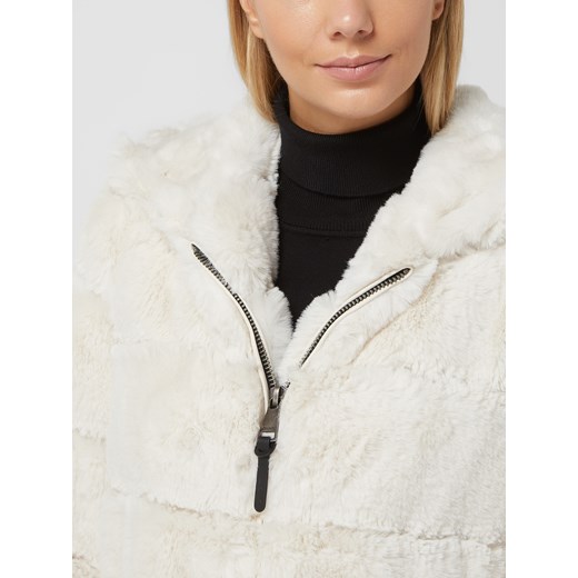 Futro damskie DKNY