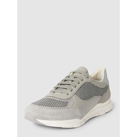 Buty sportowe damskie Geox sneakersy sznurowane