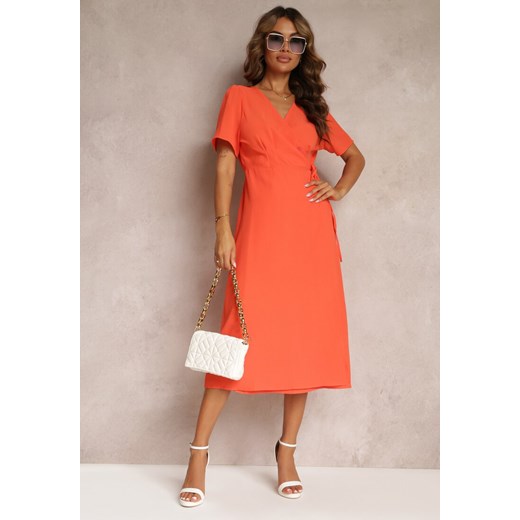 Pomarańczowa Sukienka Midi z Kopertowym Dekoltem i Wiązaniem w Pasie Elisanu ze sklepu Renee odzież w kategorii Sukienki - zdjęcie 160936189