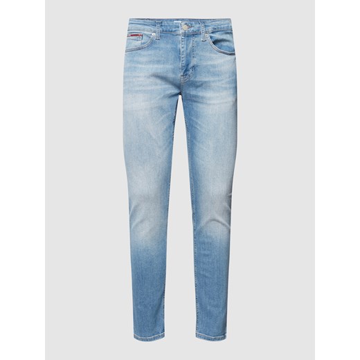 Jeansy o kroju slim fit z naszywką z logo model ‘AUSTIN’ Tommy Jeans 32/32 Peek&Cloppenburg  promocja