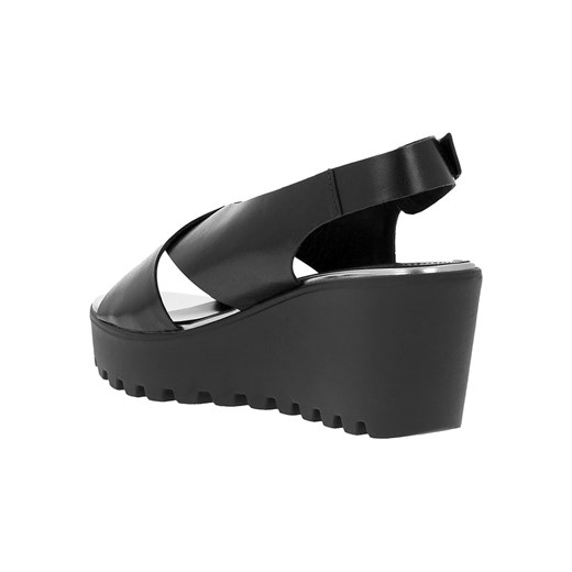 Wojas Skórzane sandały w kolorze czarnym na koturnie Wojas 36 okazyjna cena Limango Polska