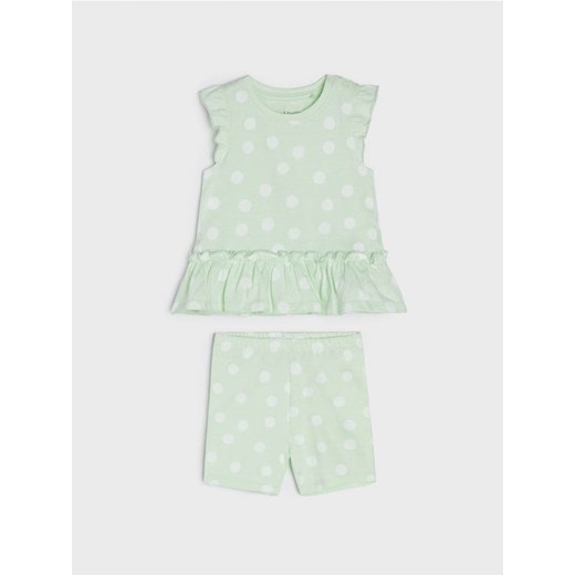 Sinsay - Komplet: koszulka i szorty - zielony ze sklepu Sinsay w kategorii Komplety niemowlęce - zdjęcie 161214815
