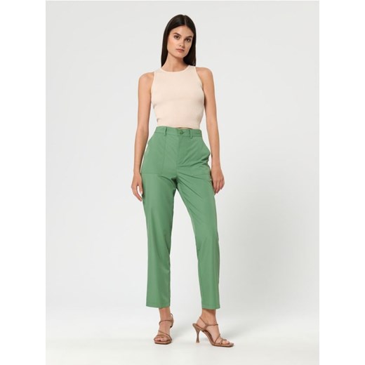 Sinsay - Spodnie z kieszeniami - zielony ze sklepu Sinsay w kategorii Spodnie damskie - zdjęcie 161216078