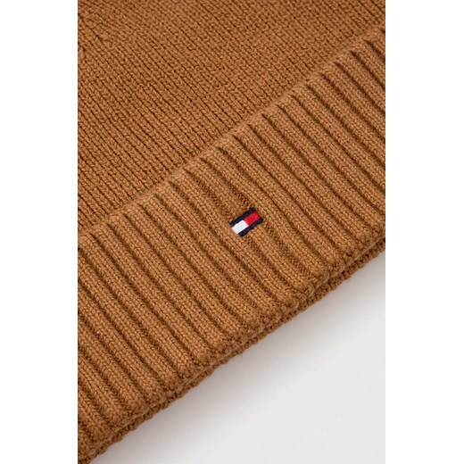 Tommy Hilfiger czapka z domieszką kaszmiru kolor brązowy z cienkiej dzianiny Tommy Hilfiger ONE ANSWEAR.com