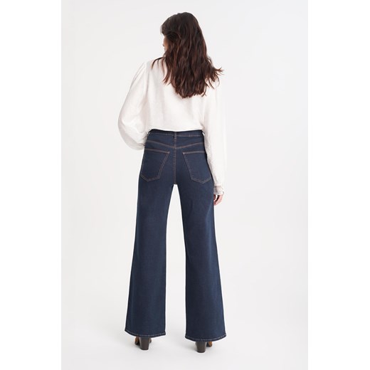 Ciemnogranatowe jeansy wide leg Greenpoint 40 Greenpoint.pl