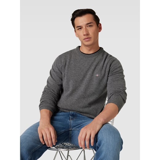 Sweter z dzianiny z wyhaftowanym logo Gant L Peek&Cloppenburg 