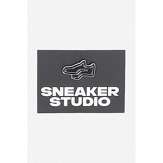 SneakerStudio przypinka Shoe PINSS-CZARNY ze sklepu PRM w kategorii Przypinki - zdjęcie 161392509