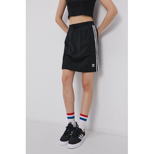 adidas Originals Spódnica H37774 kolor czarny mini prosta H37774-BLACK ze sklepu PRM w kategorii Spódnice - zdjęcie 161402779