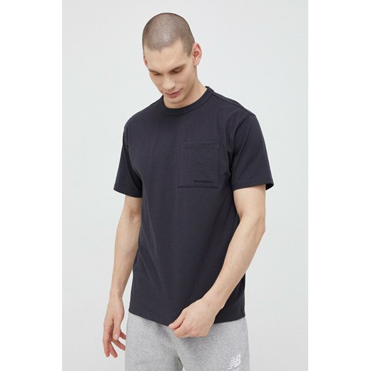 New Balance t-shirt bawełniany kolor czarny gładki MT23567PHM-PHM ze sklepu PRM w kategorii T-shirty męskie - zdjęcie 161403589