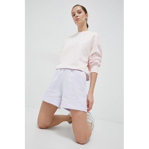New Balance bluza bawełniana damska kolor różowy gładka WT23555WAN-WAN ze sklepu PRM w kategorii Bluzy damskie - zdjęcie 161406697