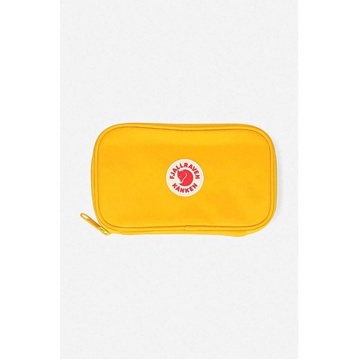 Fjallraven portfel Kånken Travel Wallet kolor żółty F23781.141-141 ze sklepu PRM w kategorii Portfele damskie - zdjęcie 161410306