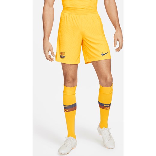 Męskie spodenki piłkarskie Nike Dri-FIT ADV FC Barcelona Match 2023/24 (wersja czwarta) - Żółty ze sklepu Nike poland w kategorii Spodenki męskie - zdjęcie 161519825