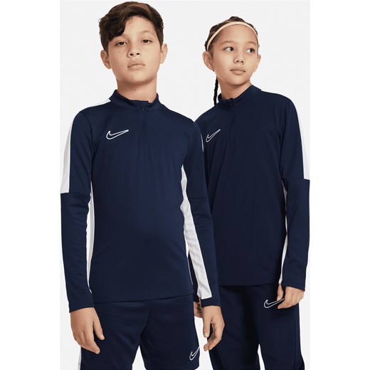 Treningowa koszulka piłkarska dla dużych dzieci Nike Dri-FIT Academy23 - Niebieski ze sklepu Nike poland w kategorii T-shirty chłopięce - zdjęcie 161524105