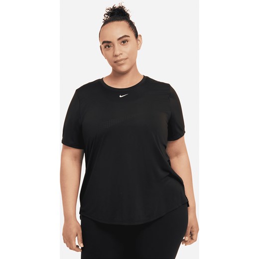 Damska koszulka z krótkim rękawem o standardowym kroju Nike Dri-FIT One (duże rozmiary) - Czerń ze sklepu Nike poland w kategorii Bluzki damskie - zdjęcie 161526937