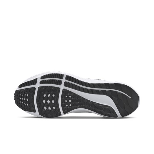 Czarne buty sportowe damskie Nike do biegania sznurowane 