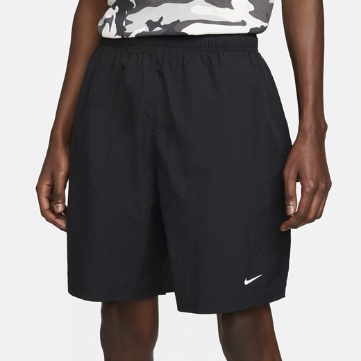 Męskie spodenki z tkaniny Nike Solo Swoosh - Czerń Nike XXL promocja Nike poland