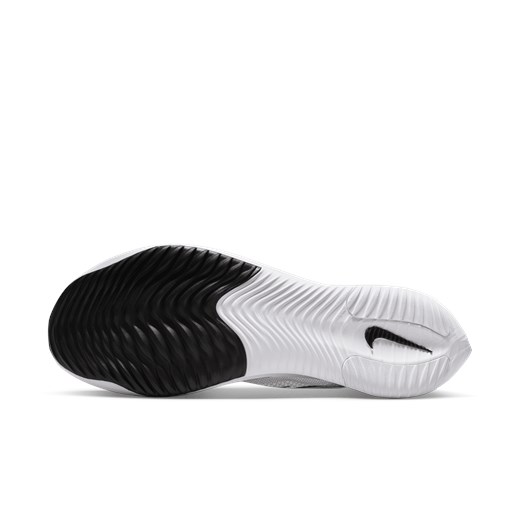 Buty sportowe męskie Nike białe sznurowane tkaninowe na wiosnę 