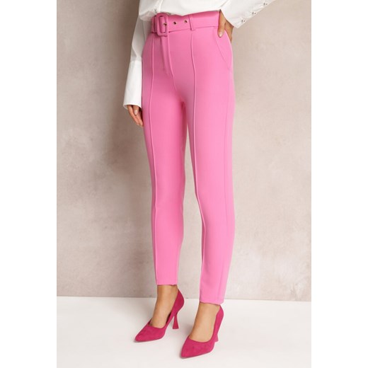 Różowe Dopasowane Spodnie Garniturowe High Waist z Paskiem w Talii Ozdobionym Klamrą Binah ze sklepu Renee odzież w kategorii Spodnie damskie - zdjęcie 161576205