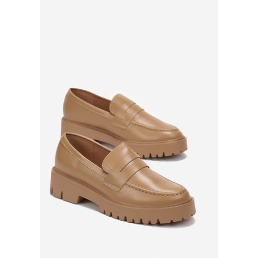 Brązowe mokasyny Born2be bez zapięcia 