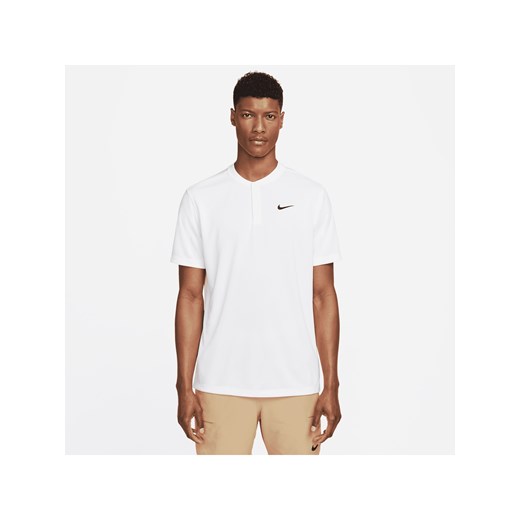 Męska koszulka polo do tenisa z kołnierzykiem typu stójka NikeCourt Dri-FIT - Biel ze sklepu Nike poland w kategorii T-shirty męskie - zdjęcie 161609777