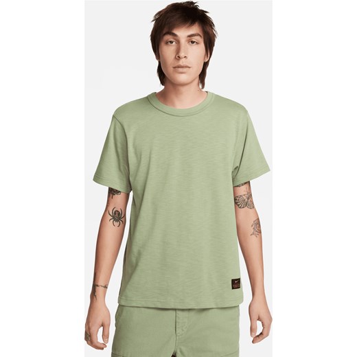 Męska dzianinowa koszulka z krótkim rękawem Nike Life - Zieleń ze sklepu Nike poland w kategorii T-shirty męskie - zdjęcie 161610915